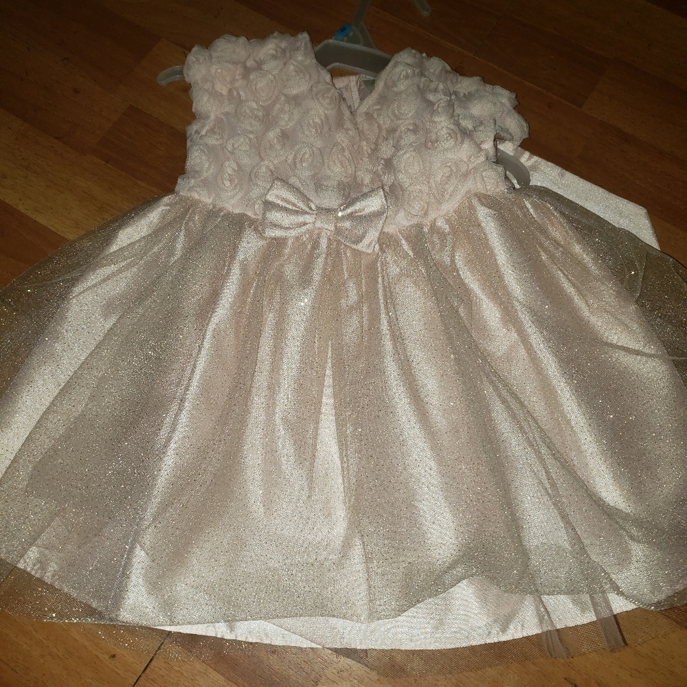 Kids clothing